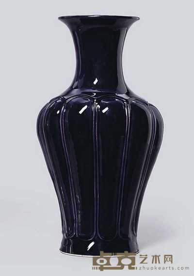 18TH CENTURY  AN UNUSUAL AUBERGINE-GLAZED LOBED VASE 
